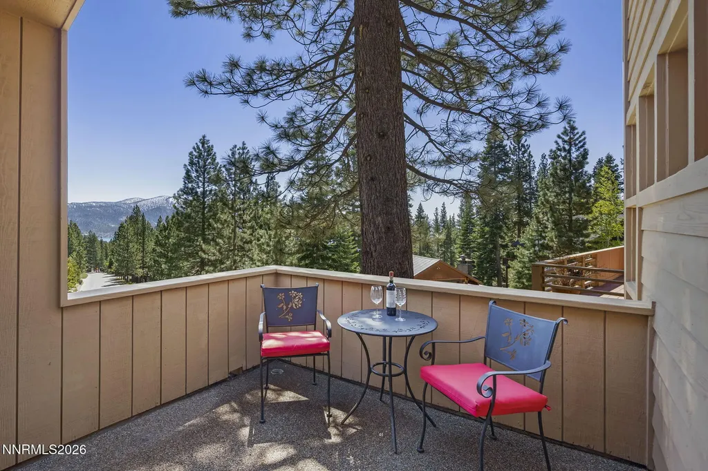 594 Tyner Incline Village NV 89451