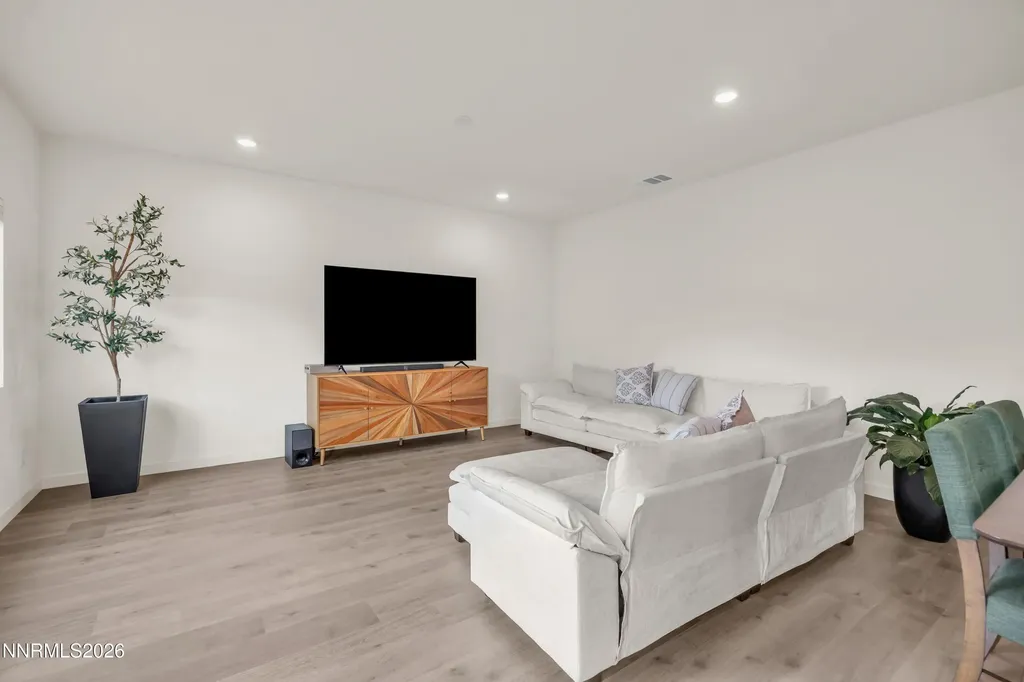 7672 Apex Reno NV 89506