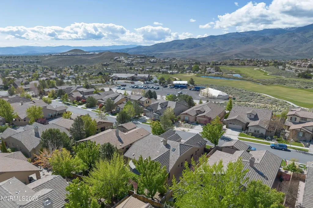 8633 18th Hole Reno NV 89523