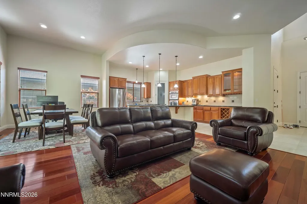 8633 18th Hole Reno NV 89523