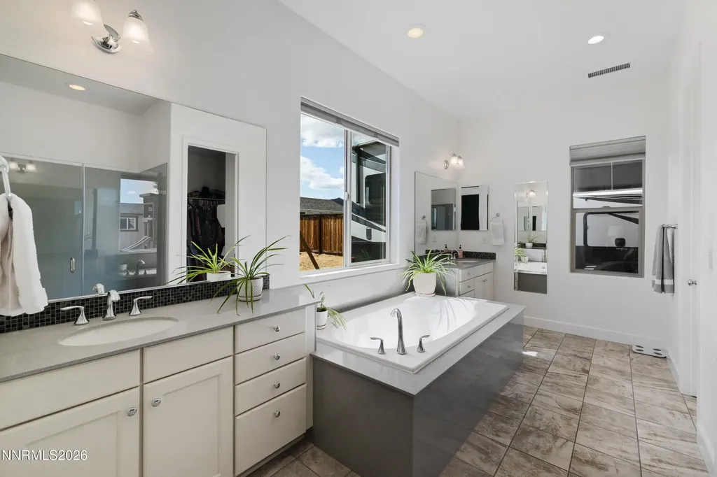 11785 Valley Sage Sparks NV 89441