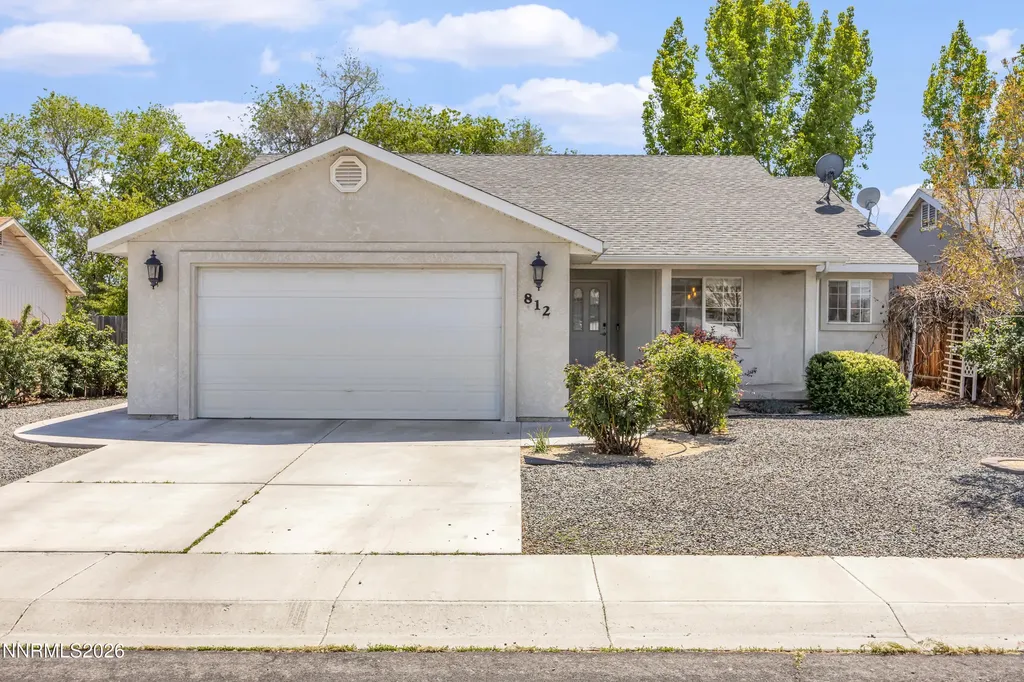 812 Augusta Fallon NV 89406