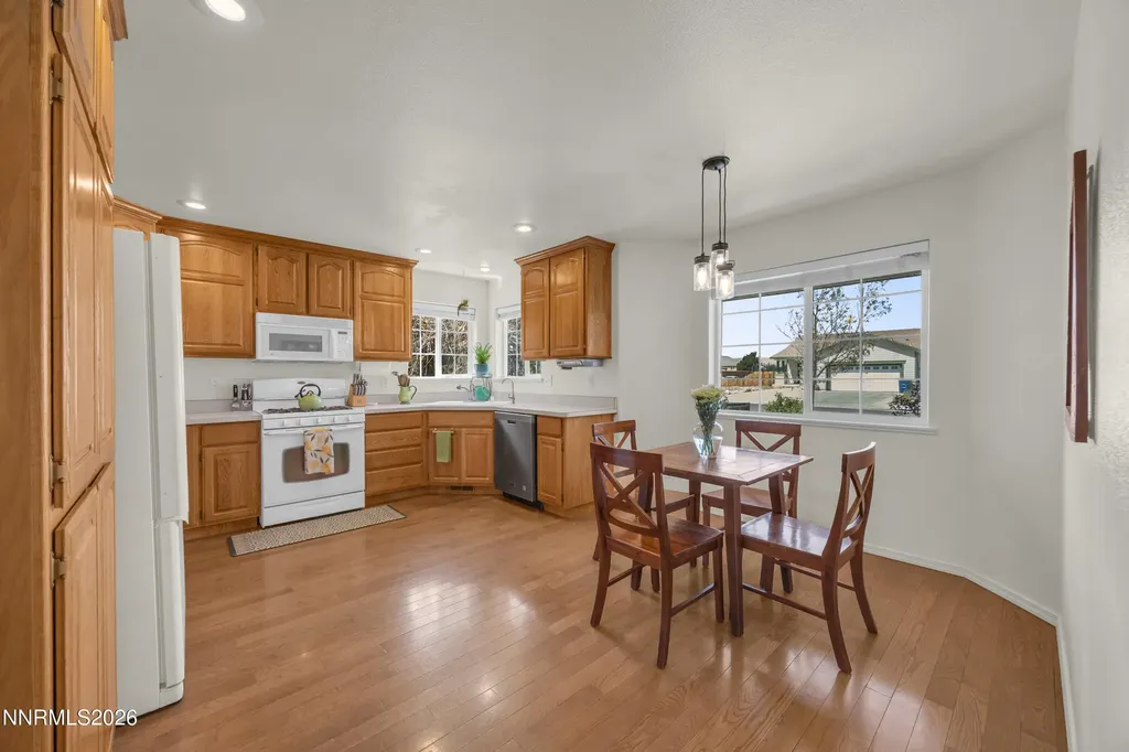 812 Augusta Fallon NV 89406
