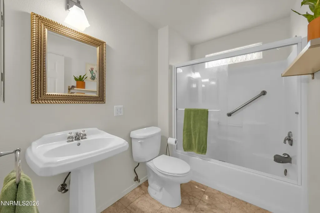 812 Augusta Fallon NV 89406