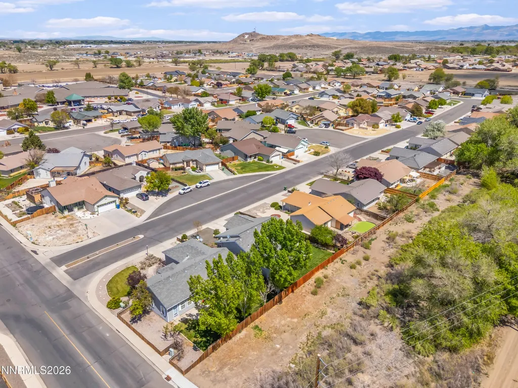 812 Augusta Fallon NV 89406