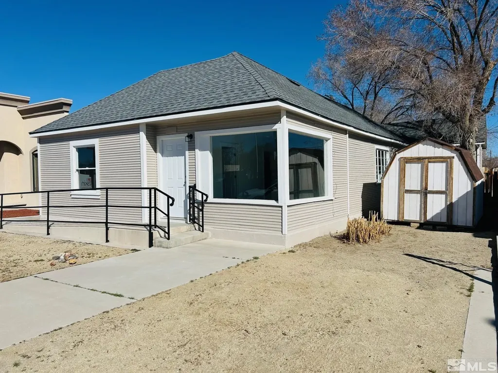 627 Maine Fallon NV 89406
