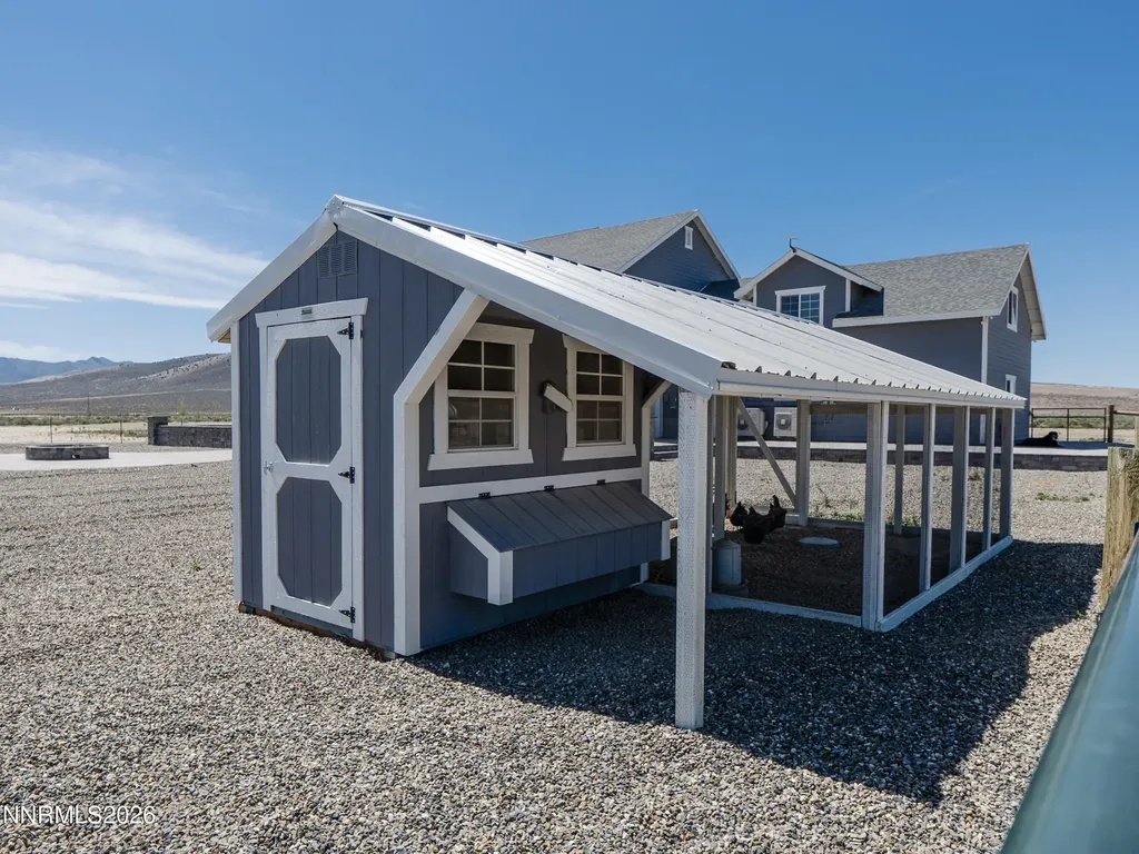 6300 Bear Grass Winnemucca NV 89445