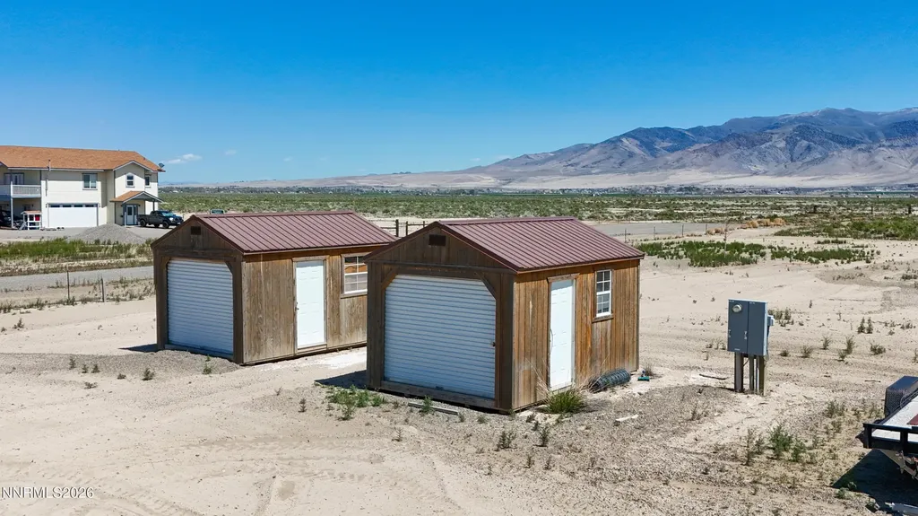 6300 Bear Grass Winnemucca NV 89445