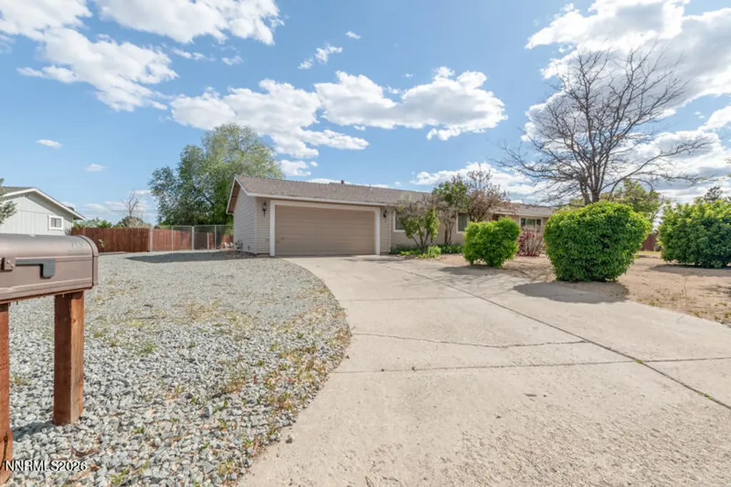 70 Sky Ranch Sparks NV 89441