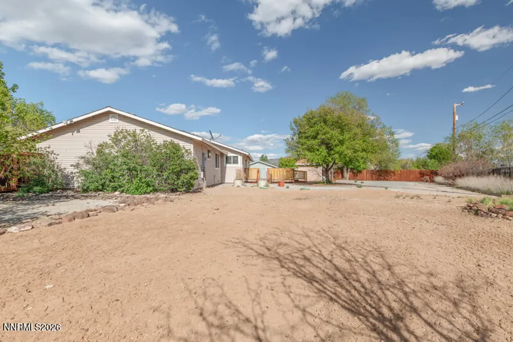 70 Sky Ranch Sparks NV 89441