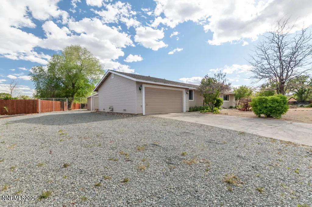 70 Sky Ranch Sparks NV 89441