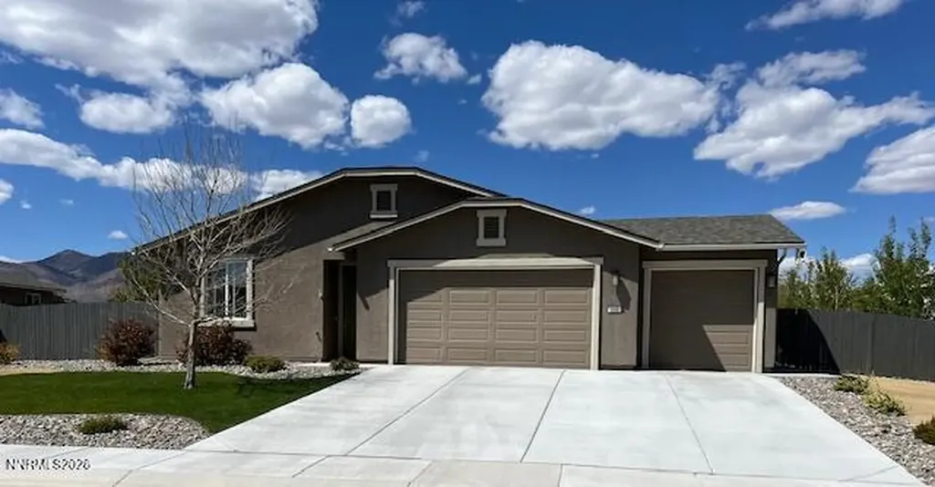 108 Alamosa Dayton NV 89403
