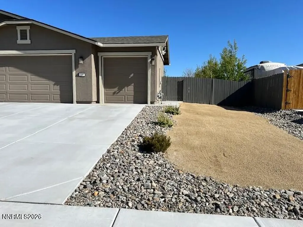 108 Alamosa Dayton NV 89403