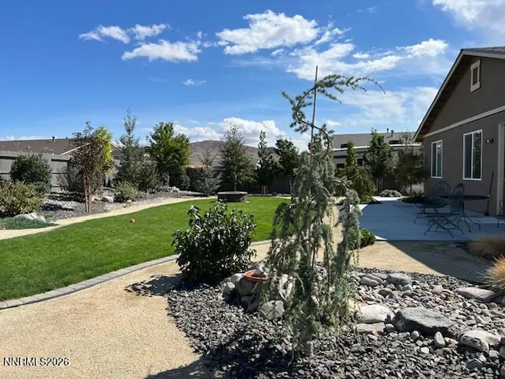 108 Alamosa Dayton NV 89403