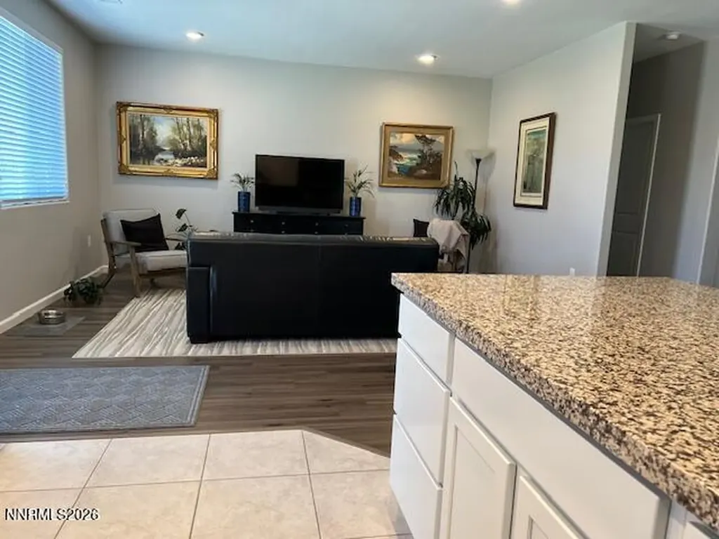 108 Alamosa Dayton NV 89403