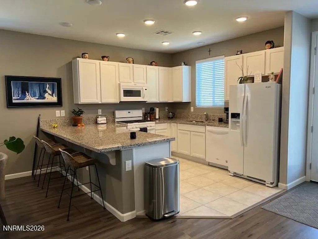 108 Alamosa Dayton NV 89403