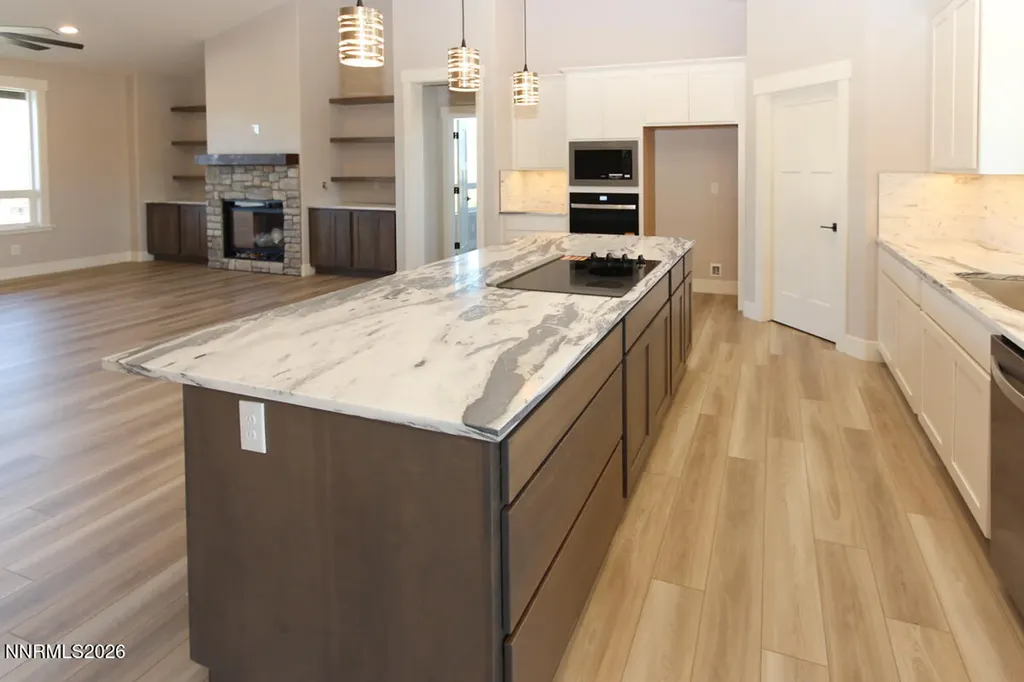 1836 Helman Gardnerville NV 89410