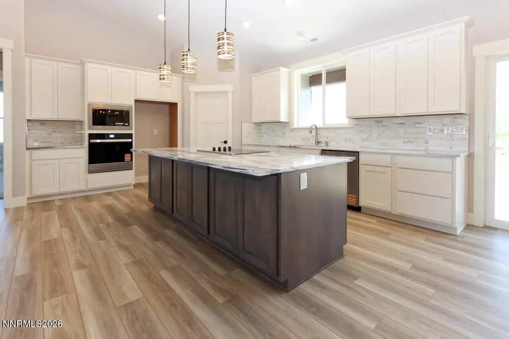 1836 Helman Gardnerville NV 89410