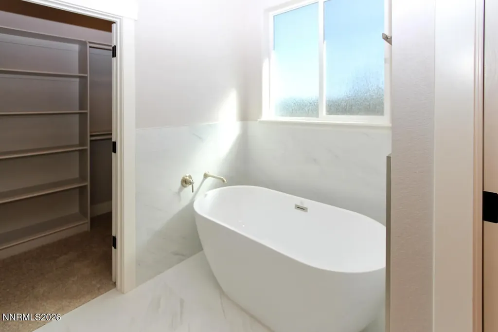 1836 Helman Gardnerville NV 89410