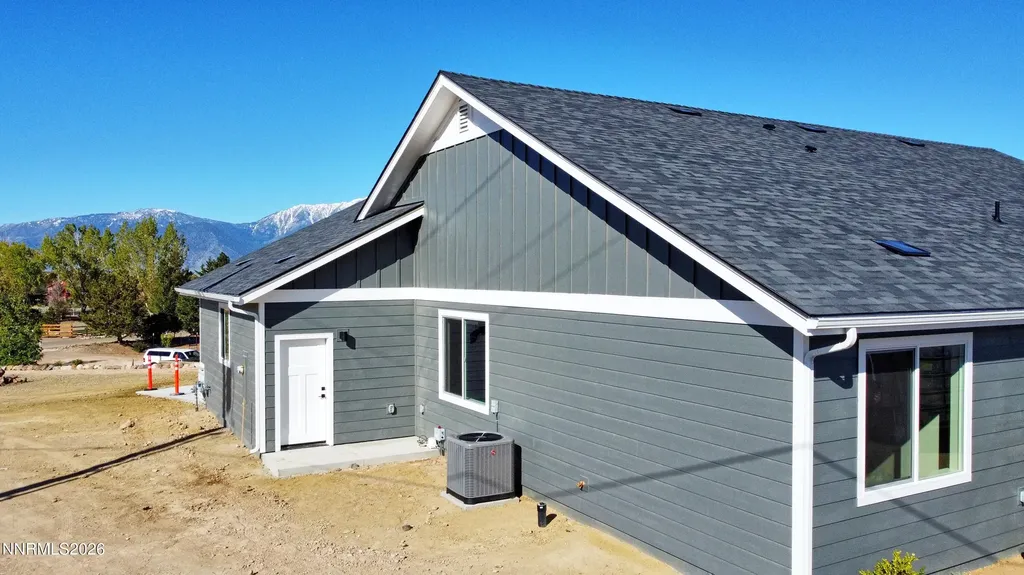 1836 Helman Gardnerville NV 89410