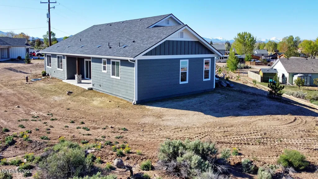 1836 Helman Gardnerville NV 89410