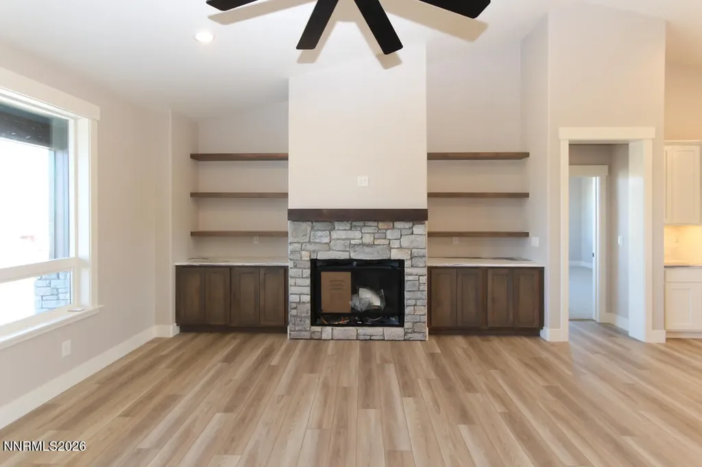 1836 Helman Gardnerville NV 89410