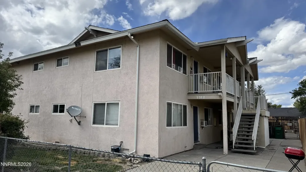 1312 Como Carson City NV 89701