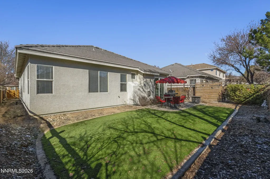 2633 Arrow Smith Sparks NV 89436