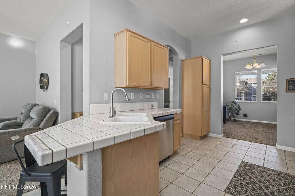 2633 Arrow Smith Sparks NV 89436