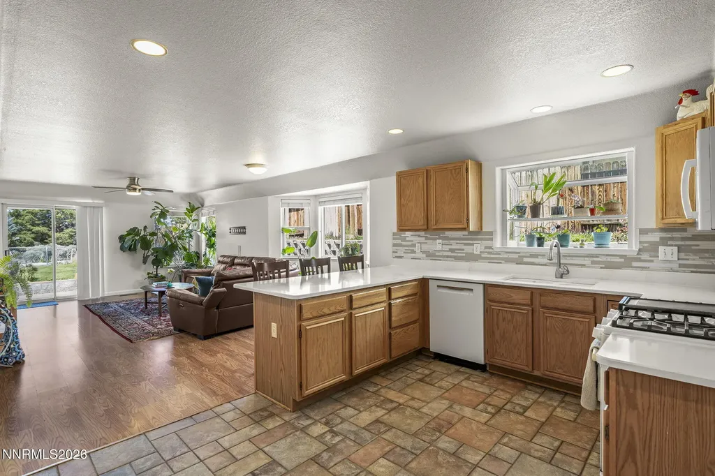 9305 Cordoba Sparks NV 89441