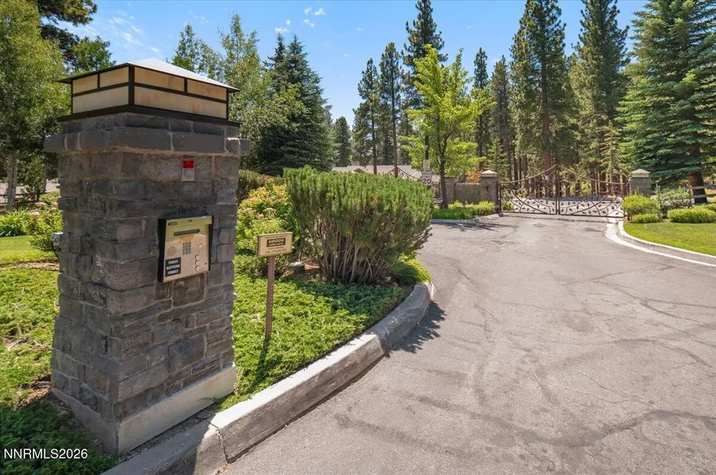 279 Jeffrey Pine Reno NV 89511