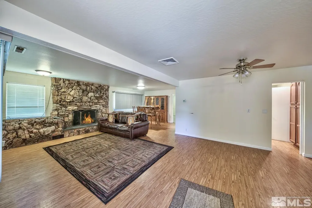 3251 Carson Carson City NV 89701