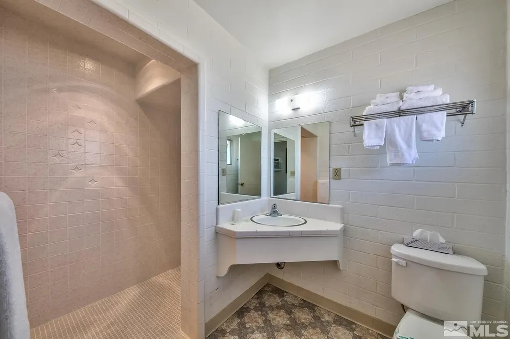 3251 Carson Carson City NV 89701
