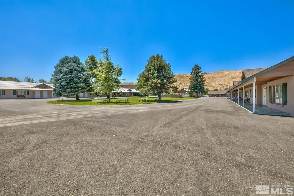 3251 Carson Carson City NV 89701