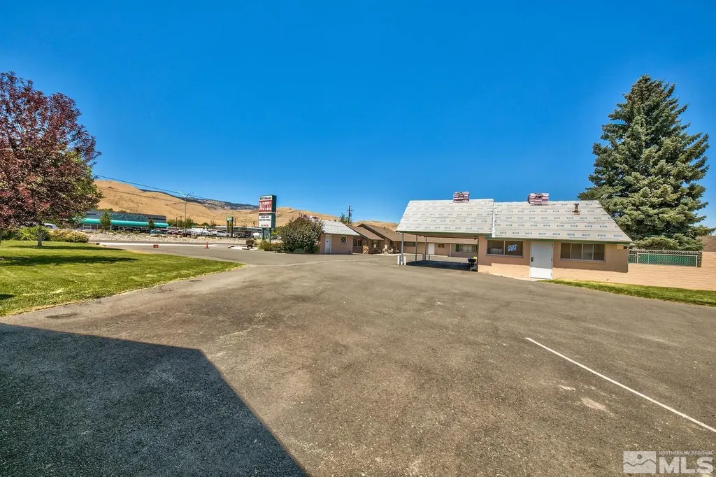 3251 Carson Carson City NV 89701