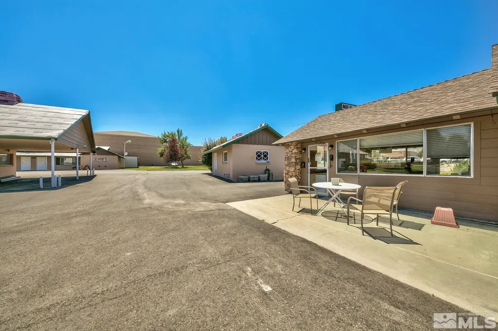 3251 Carson Carson City NV 89701