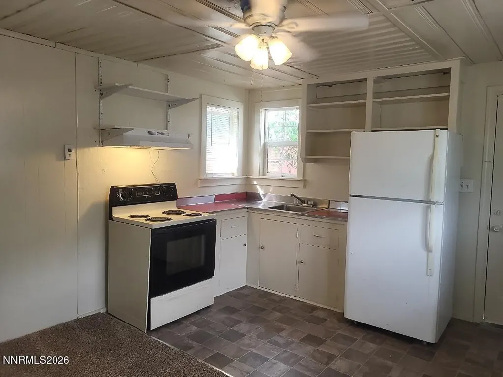 921 Willow Reno NV 89502