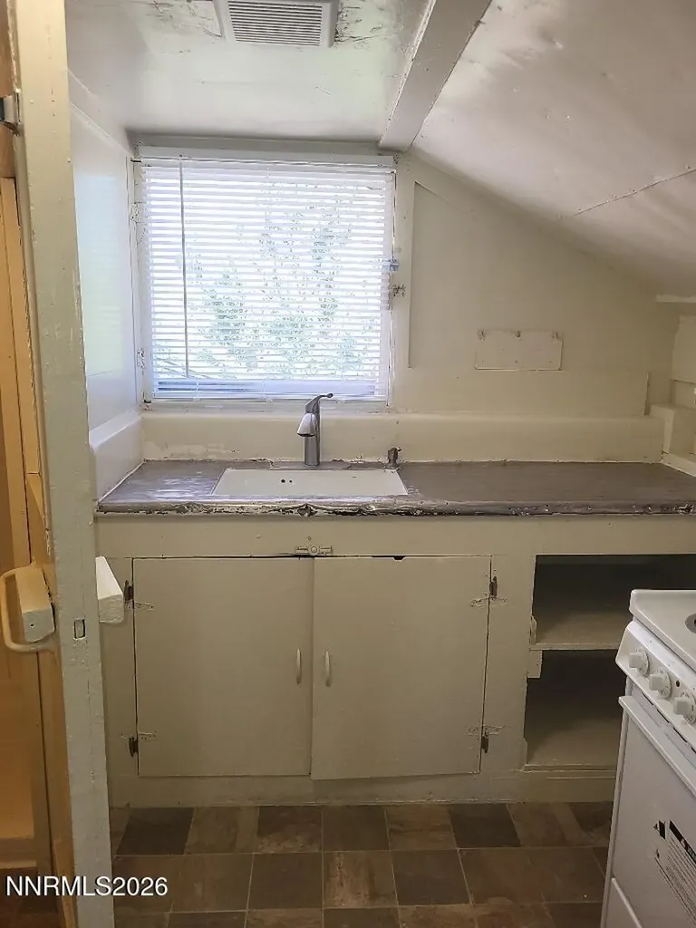 921 Willow Reno NV 89502