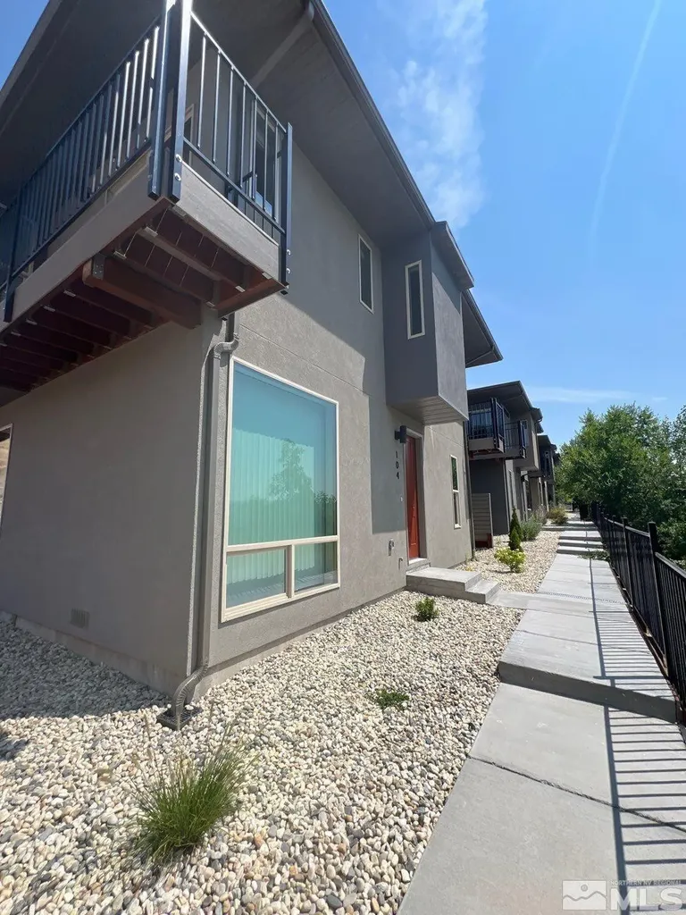 760 Bluffs Reno NV 89523