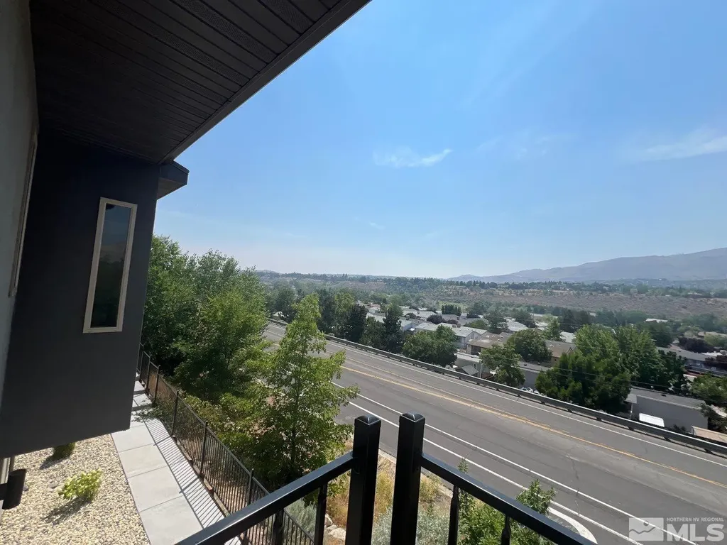 760 Bluffs Reno NV 89523