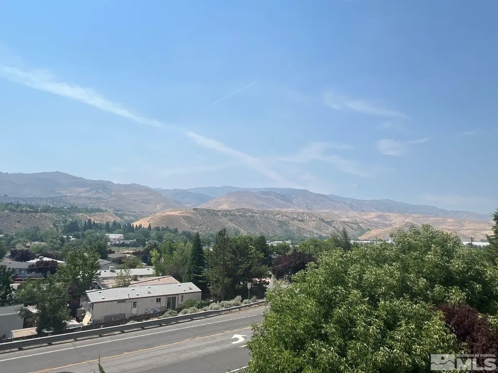 760 Bluffs Reno NV 89523