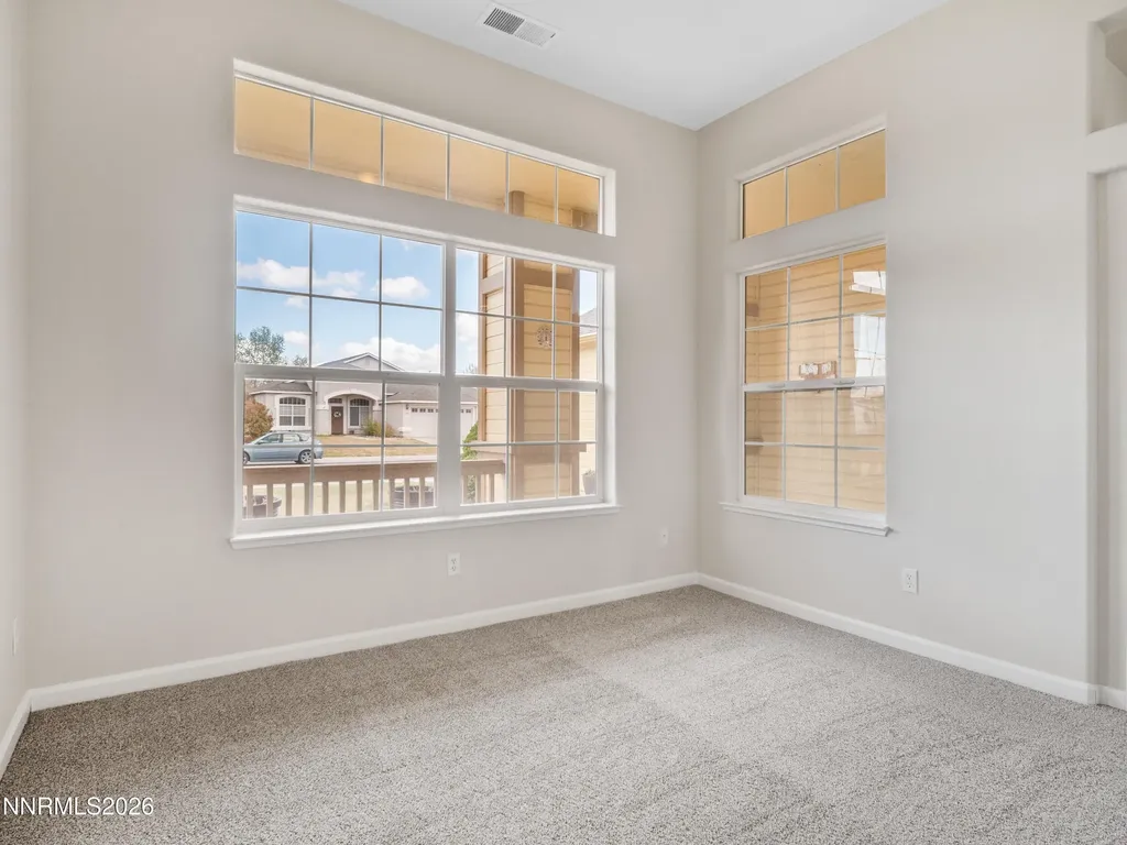 1327 Grassland Dayton NV 89403