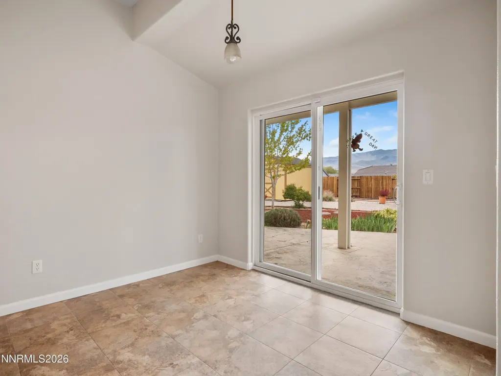 1327 Grassland Dayton NV 89403