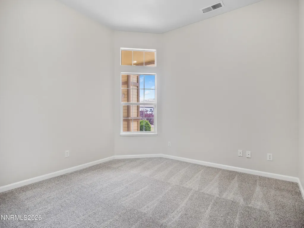 1327 Grassland Dayton NV 89403