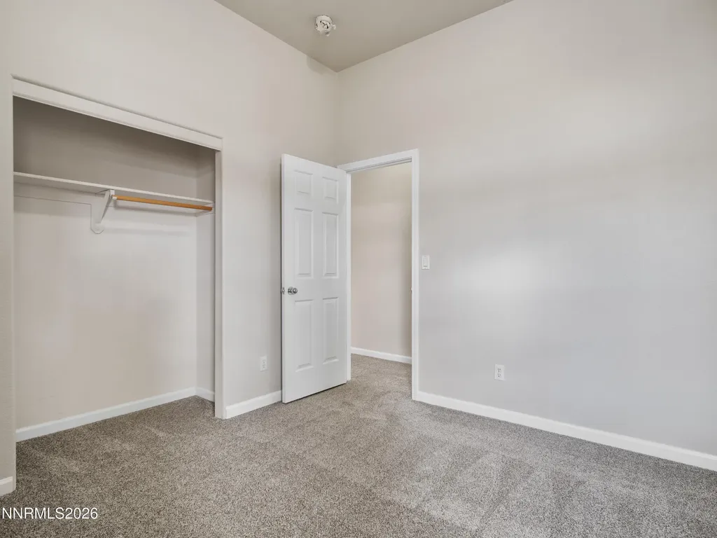 1327 Grassland Dayton NV 89403