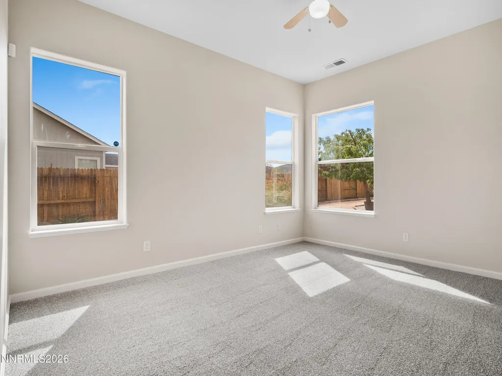 1327 Grassland Dayton NV 89403