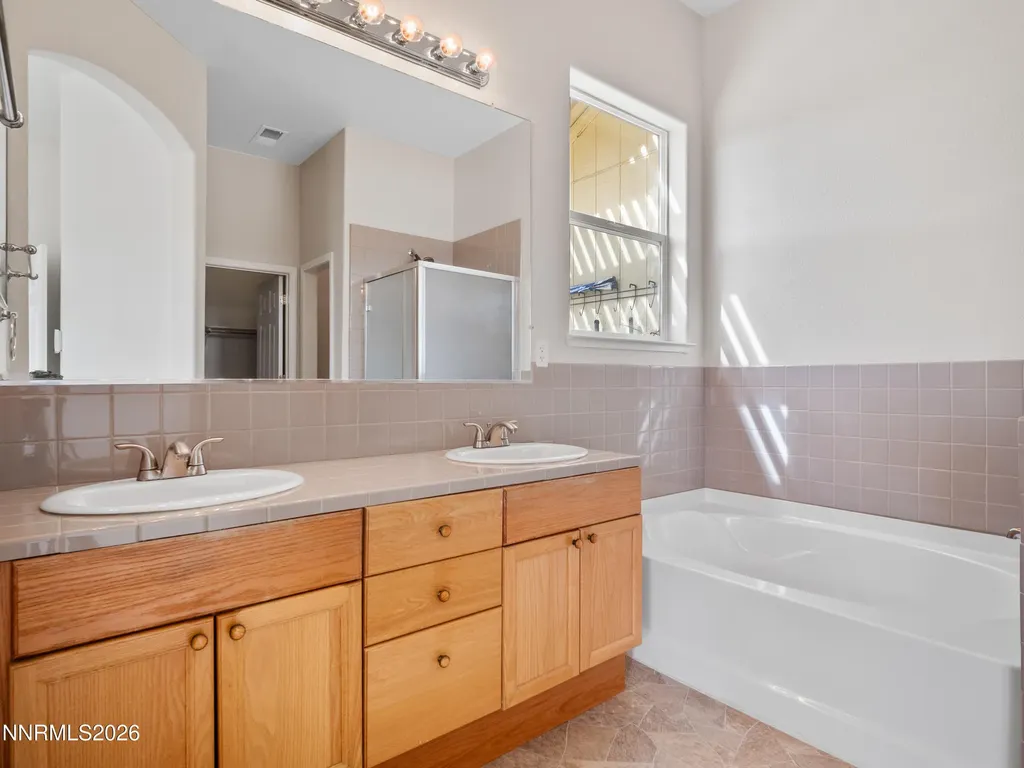 1327 Grassland Dayton NV 89403