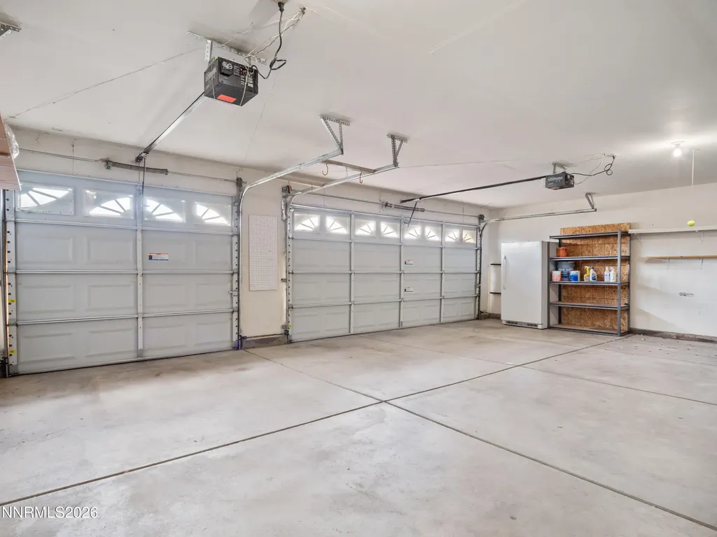 1327 Grassland Dayton NV 89403