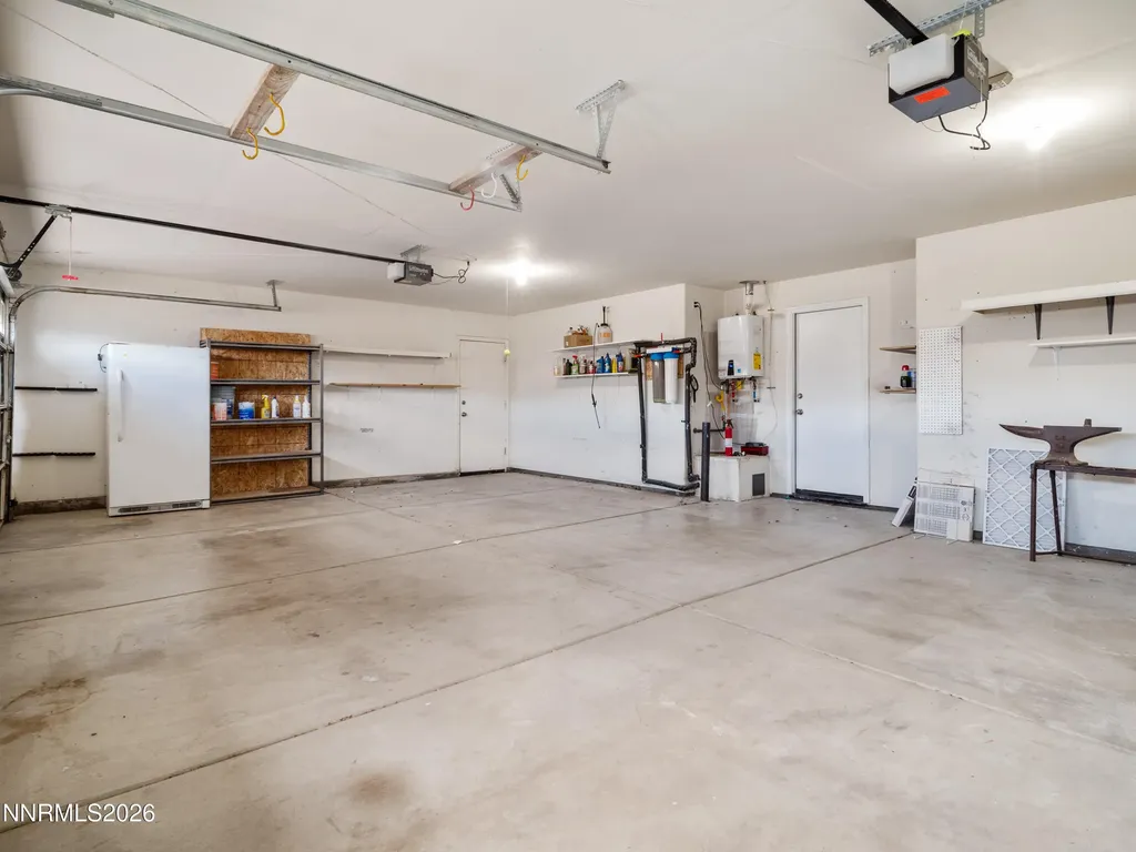 1327 Grassland Dayton NV 89403