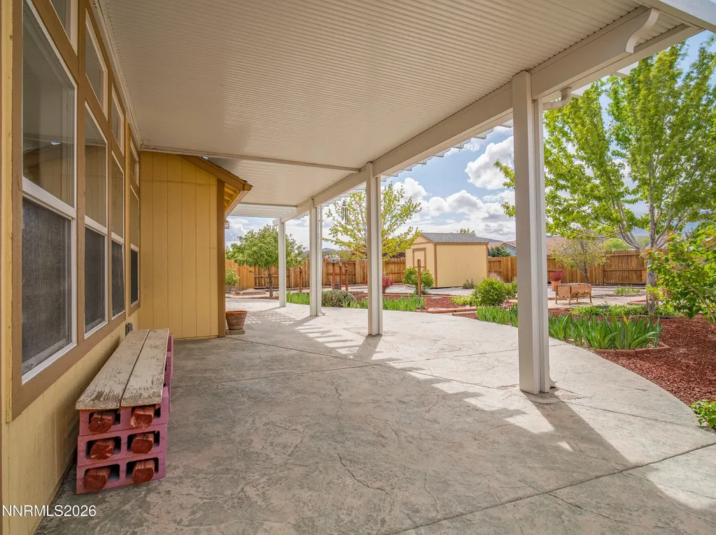 1327 Grassland Dayton NV 89403